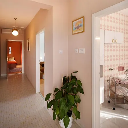 Holiday home Family Friendly House With A Swimming Pool Marici, - 17820 *