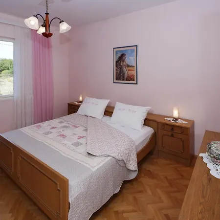 Family Friendly House With A Swimming Pool Marici, - 17820 Holiday home *